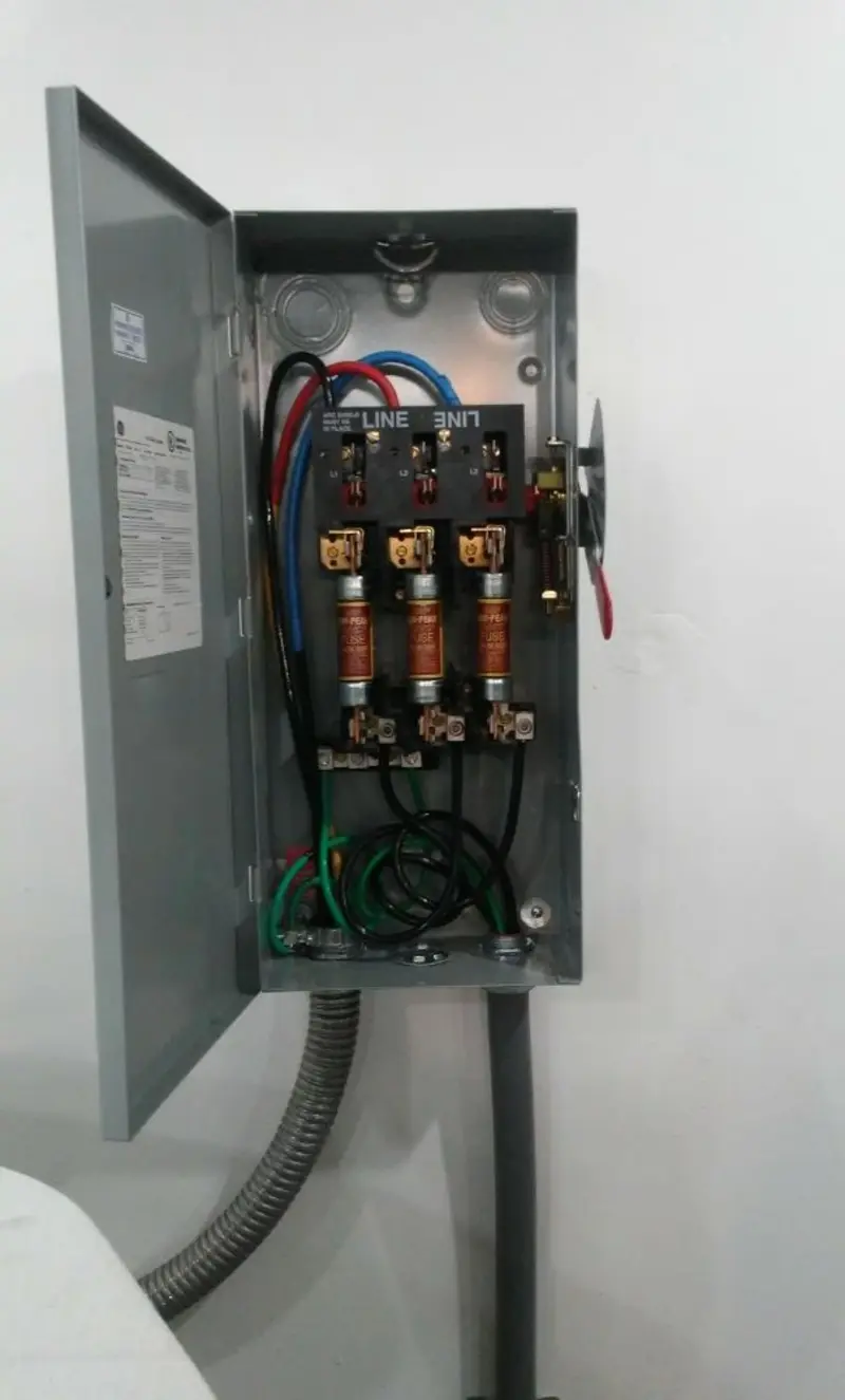 Three-phase disconnect switch installed for Electrical Wiring & Rewiring in Fort Defiance